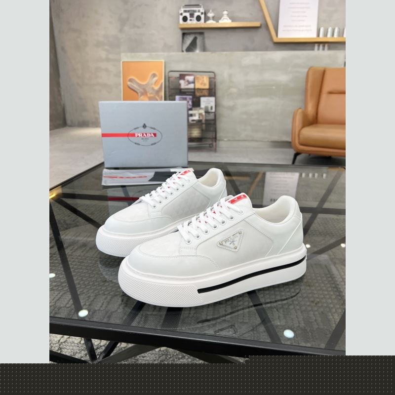 Pra*a sneakers